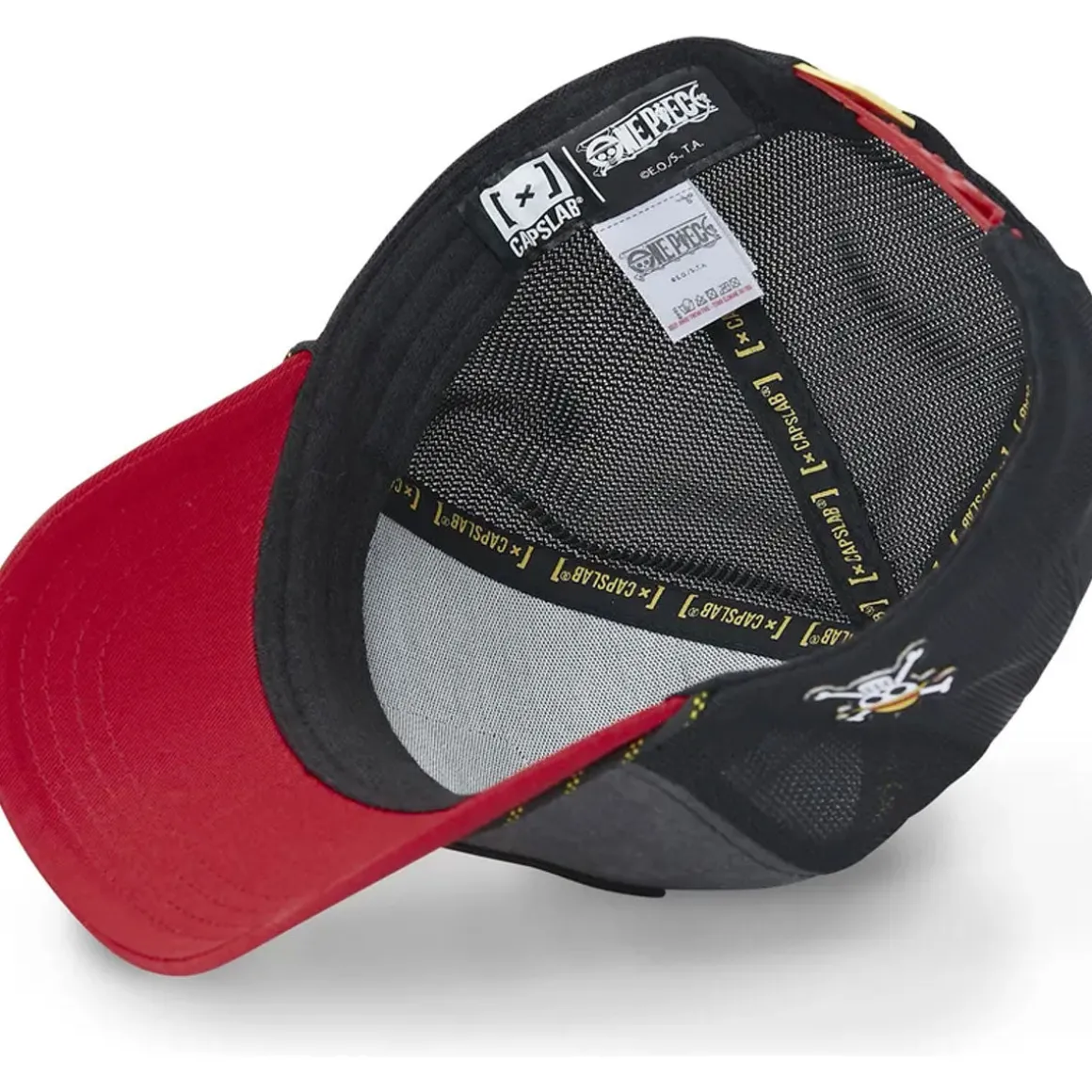 GORRA MONKEY D. LUFFY NEGRA/ROJA