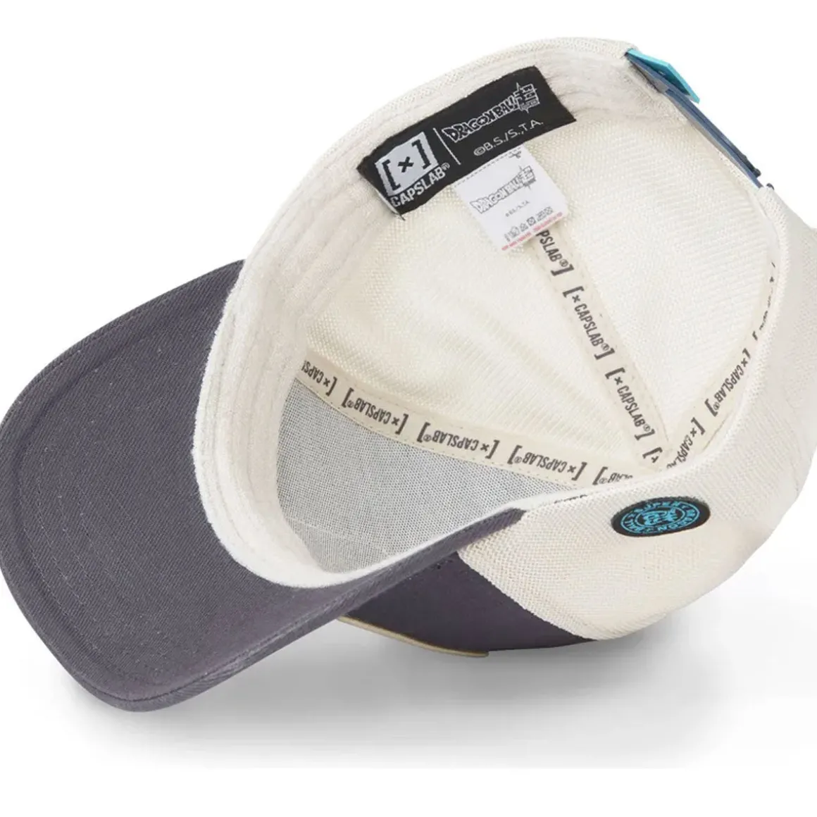 GORRA VEGETTO SUPER SAIYAN NEGRA/BLANCA