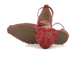 PALA Y TALON ROJO